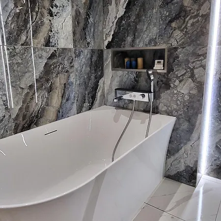 L'estive En Vanoise, Confort 6-10 Pers, Coeur De Station, Terrasse Panoramique Apartamento